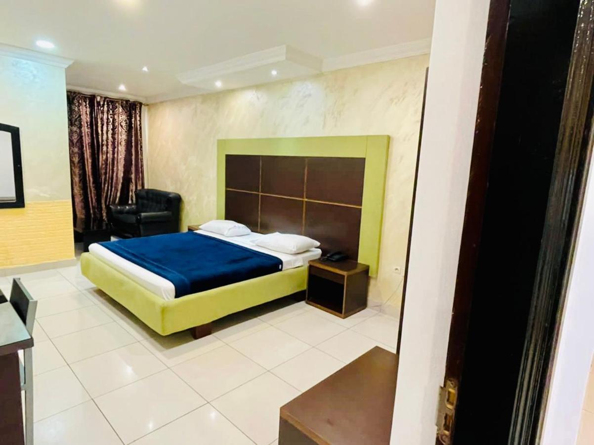 ברזוויל Class Hotel מראה חיצוני תמונה