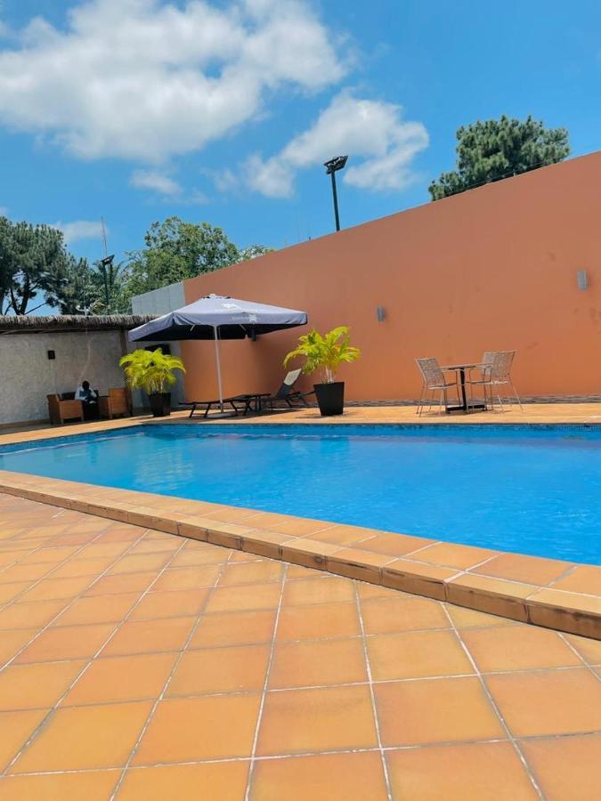 ברזוויל Class Hotel מראה חיצוני תמונה